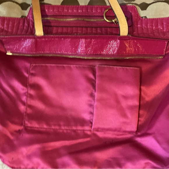 COACH Hot Pink and Tan Quilted Signature with two Hangtags Keychain - Picture 6 of 16